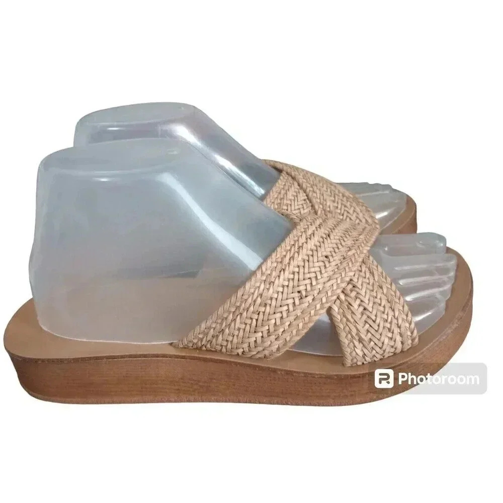 A. Giannetti‎ Beige Sandal Slip On Weaved Straps Women's Size 8 Made In Italy - Picture 2 of 6